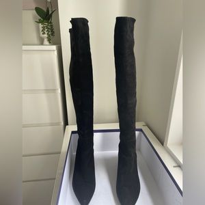 Stuart Weitzman black suede boots size 6.5